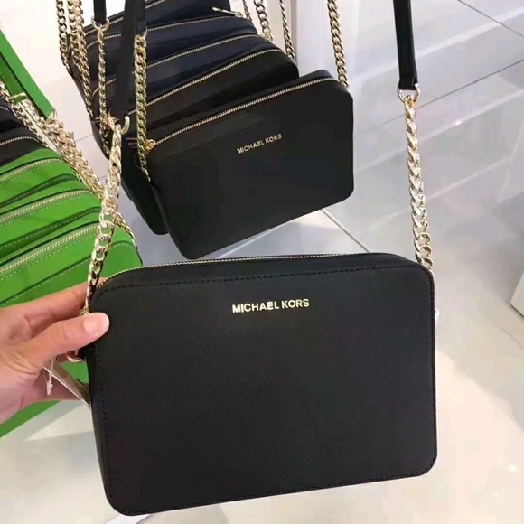 New 2019 crossbody saffiano leather AUTHENTIC - Picture 6 of 8